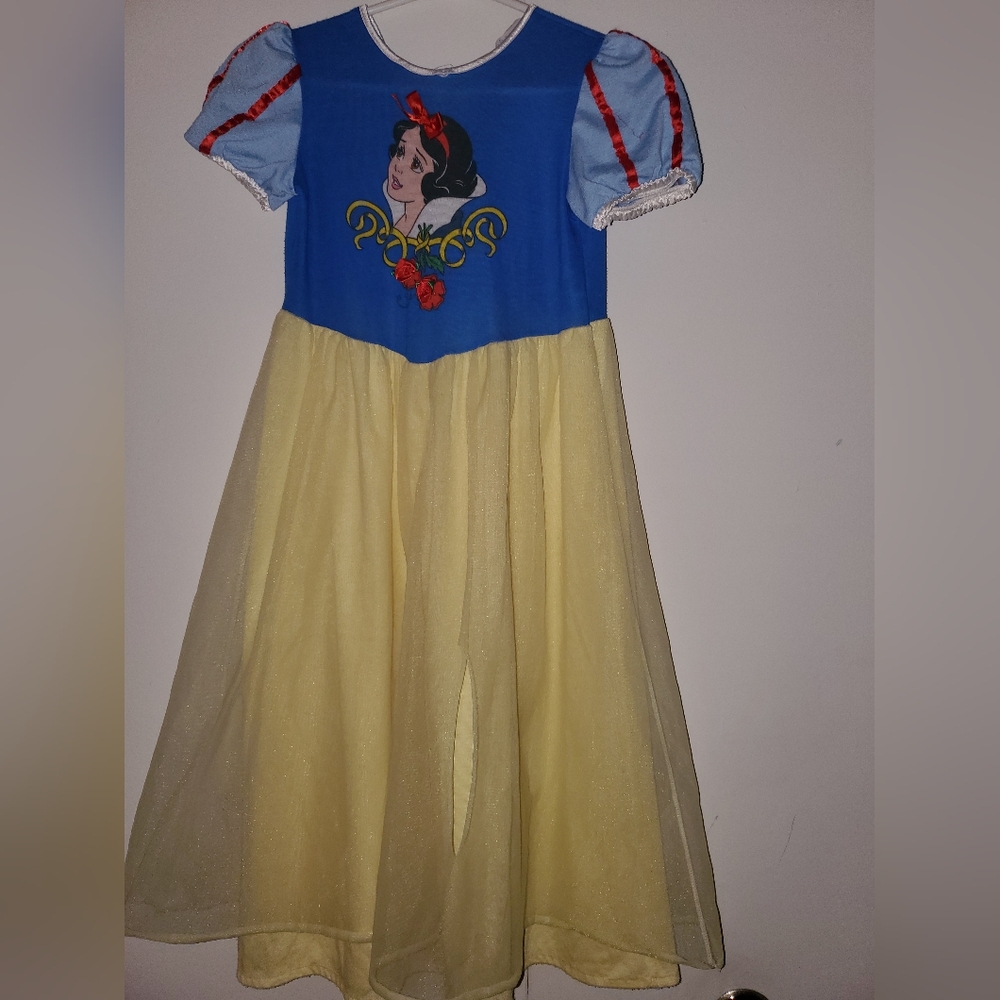 Children's 90s Vintage Snow White Dress from The Disney Store size 6X/7